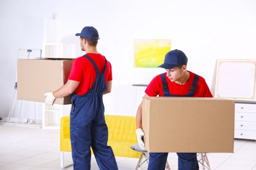 Moving van service for Chelsea homes and flats
