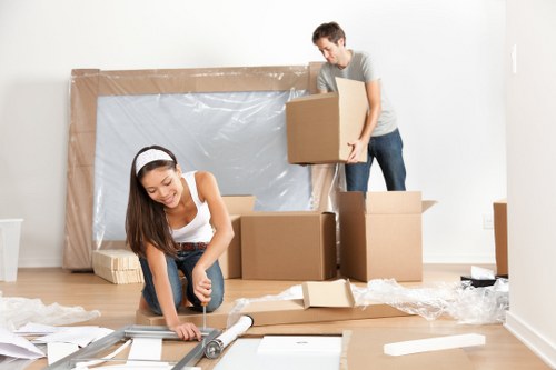 Removal truck hire for Chelsea streets and residential moves