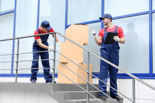 Chelsea moving van service for local home and office moves