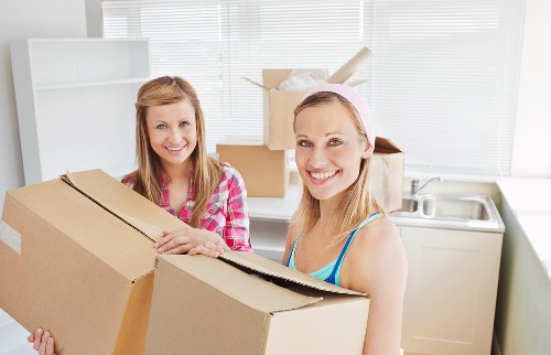 Protective equipment and secure loading for a moving service